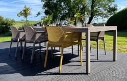 table nardi sur terrasse