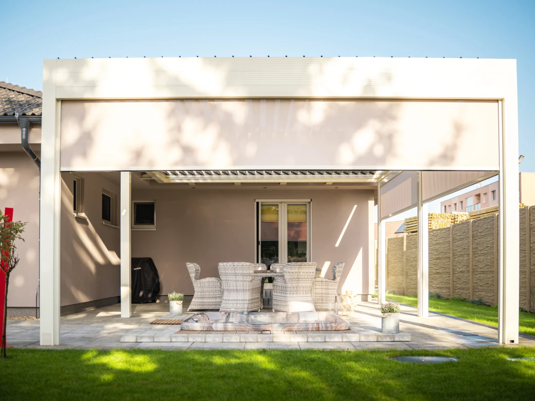 Quelles sont les solutions pour fermer une pergola ?